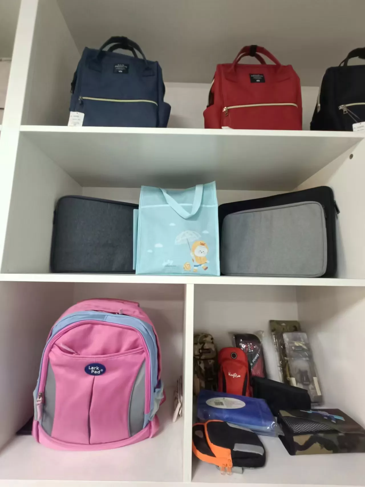 部分产品柜展
